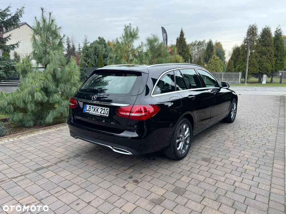 Mercedes-Benz Klasa C 250 (BlueTEC) d 4Matic T 7G-TRONIC - 4