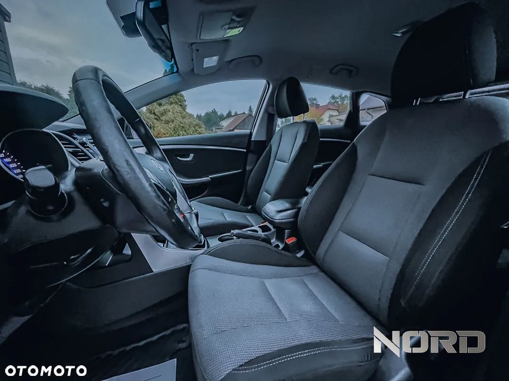 Hyundai i30 1.6 CRDi BlueDrive Comfort - 20