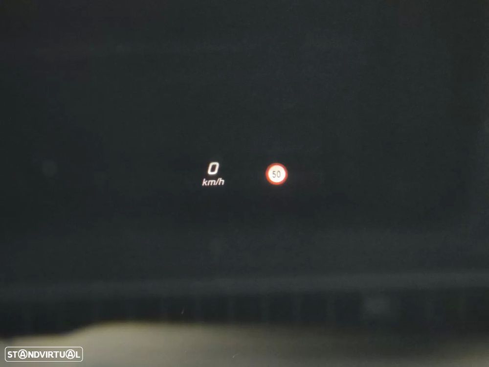 Mercedes-Benz GLC 250 d 4Matic 9G-TRONIC AMG Line - 32