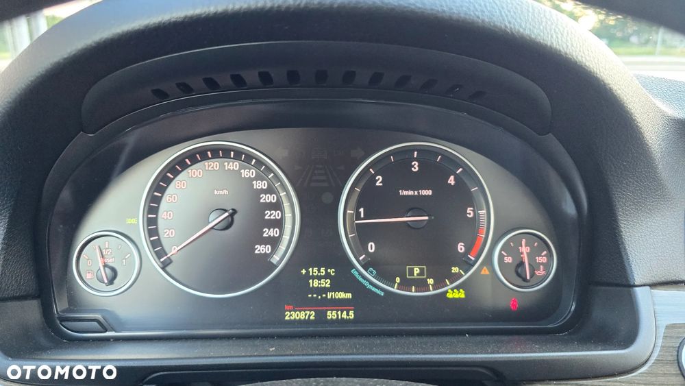 BMW Seria 5 520d xDrive Luxury Line - 17