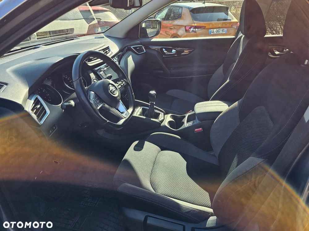 Nissan Qashqai 1.3 DIG-T N-Connecta - 11