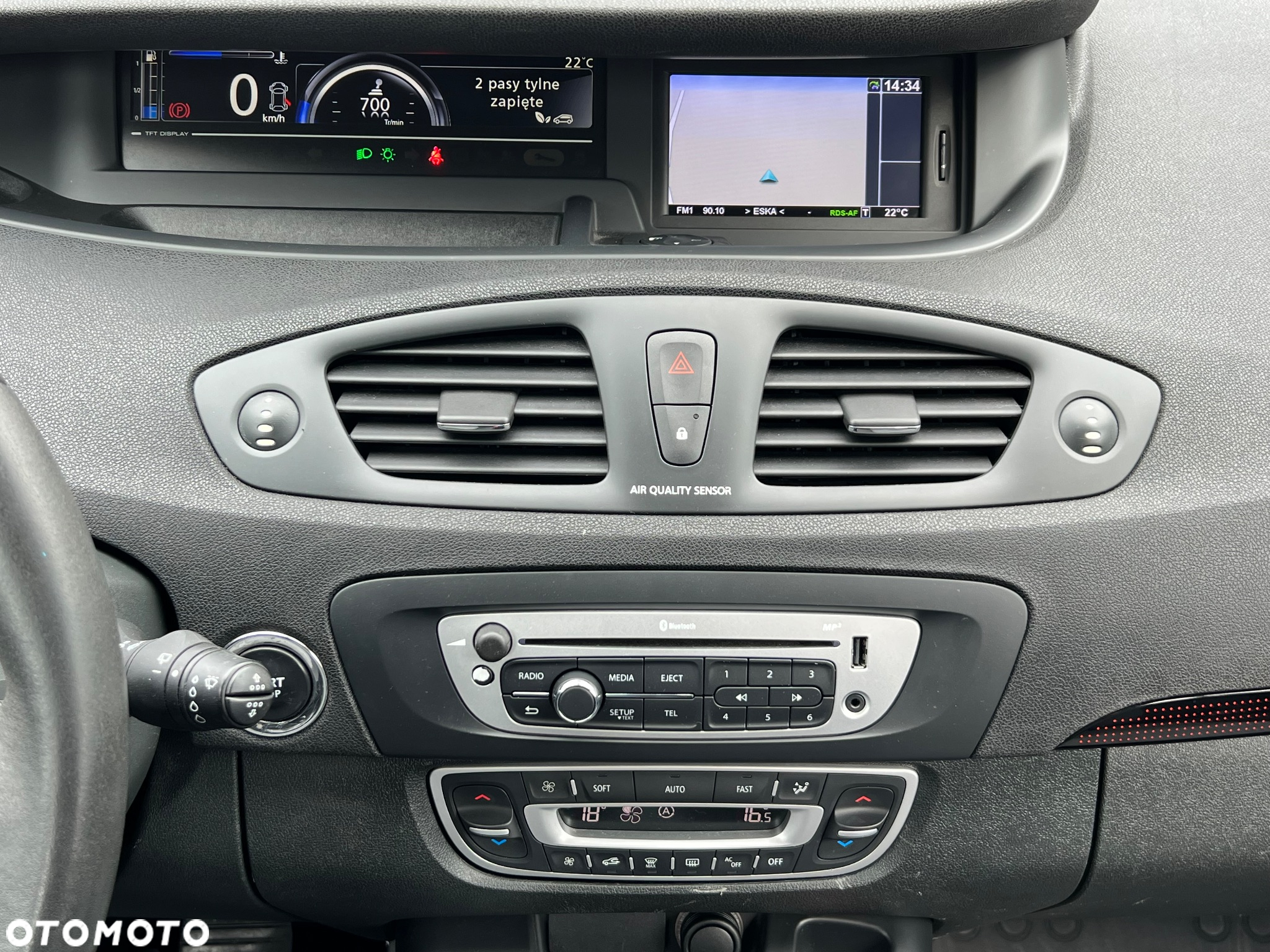 Renault Scenic 1.6 16V TomTom Edition - 32