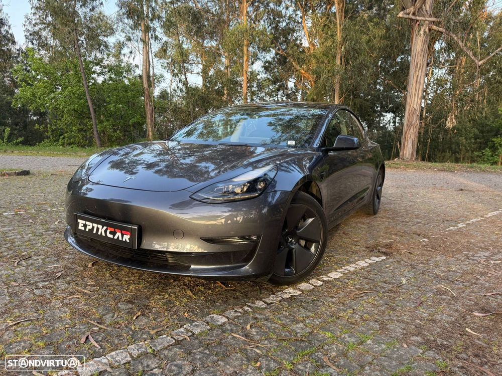 Tesla Model 3 Long-Range Dual Motor AWD - 12