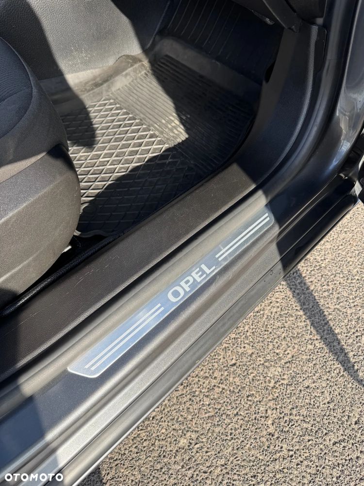 Opel Insignia 2.0 CDTI Edition - 25