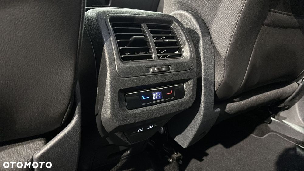 Volkswagen Touran 1.5 TSI EVO Highline DSG - 22