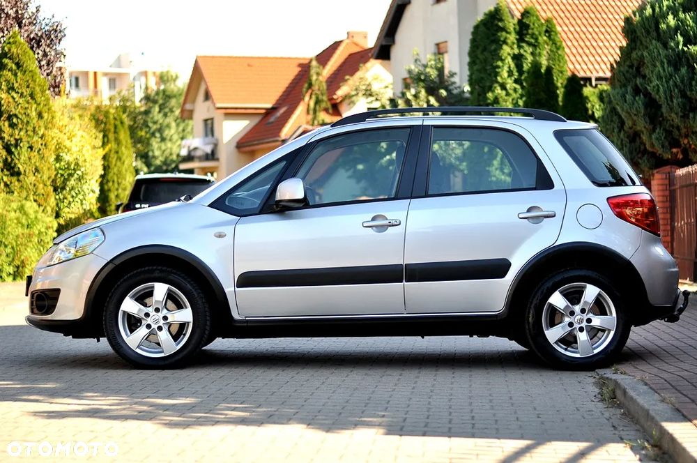 Suzuki SX4 1.6 VVT Automatic 4x2 Style - 16