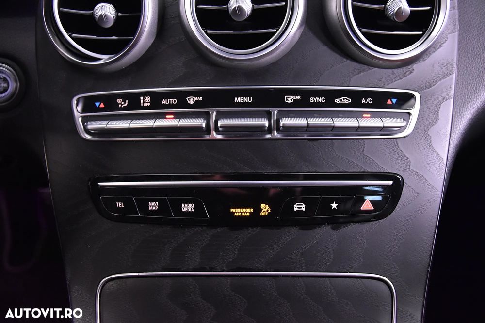 Mercedes-Benz GLC 300 d 4MATIC - 18