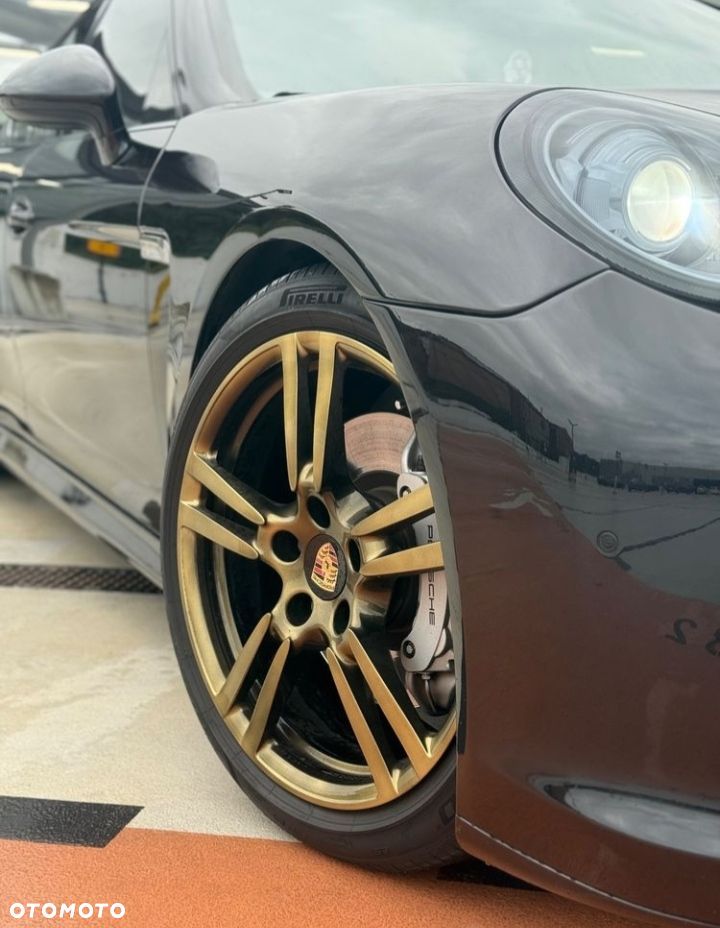 Porsche Panamera 4S - 10