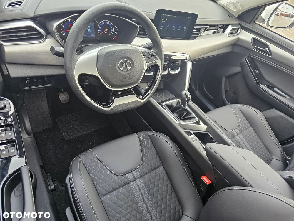 BAIC 3 1.5T Luxury - 7