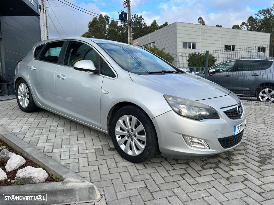 Opel Astra 1.7 CDTi Cosmo Start/Stop - 3