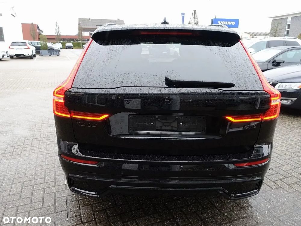 Volvo XC 60 B5 B AWD Plus Black Edition - 8