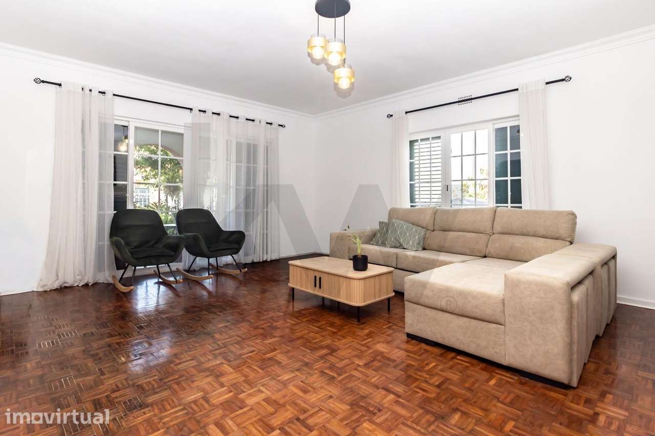 Moradia T11 situada em Vila Nogueira de Azeitão - Grande imagem: 5/60