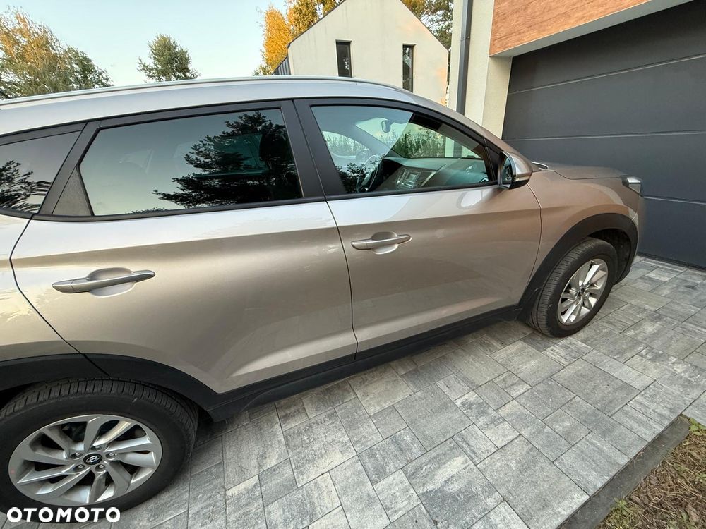 Hyundai Tucson 1.6 GDi Comfort 2WD - 10