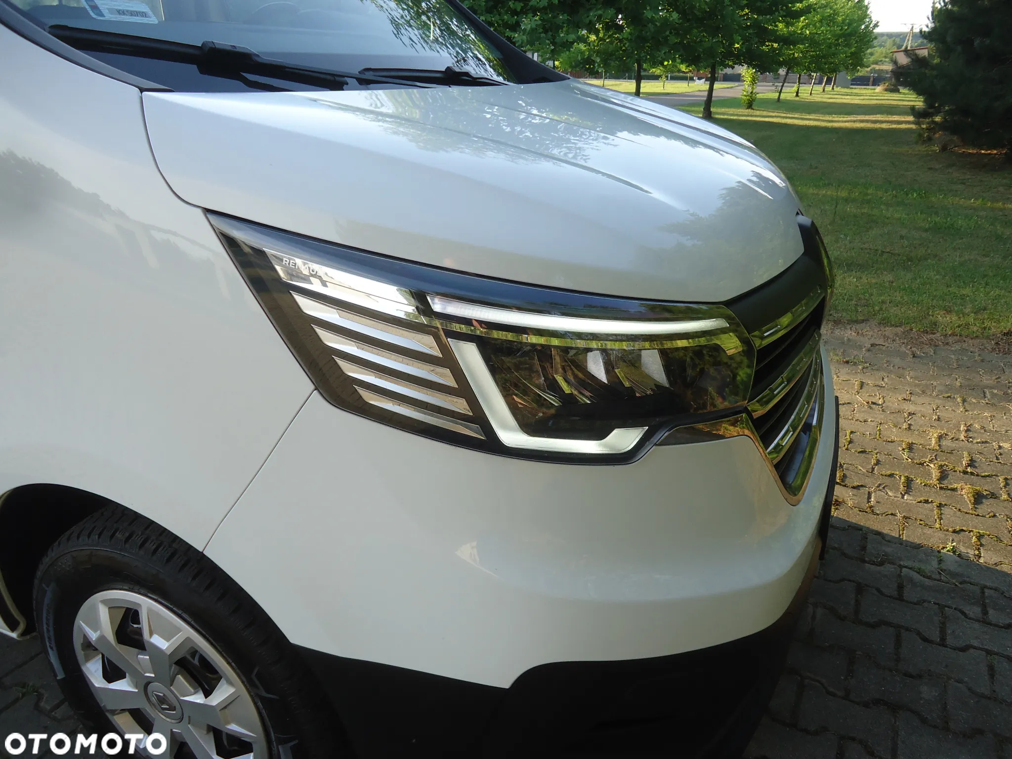Renault Trafic - 10