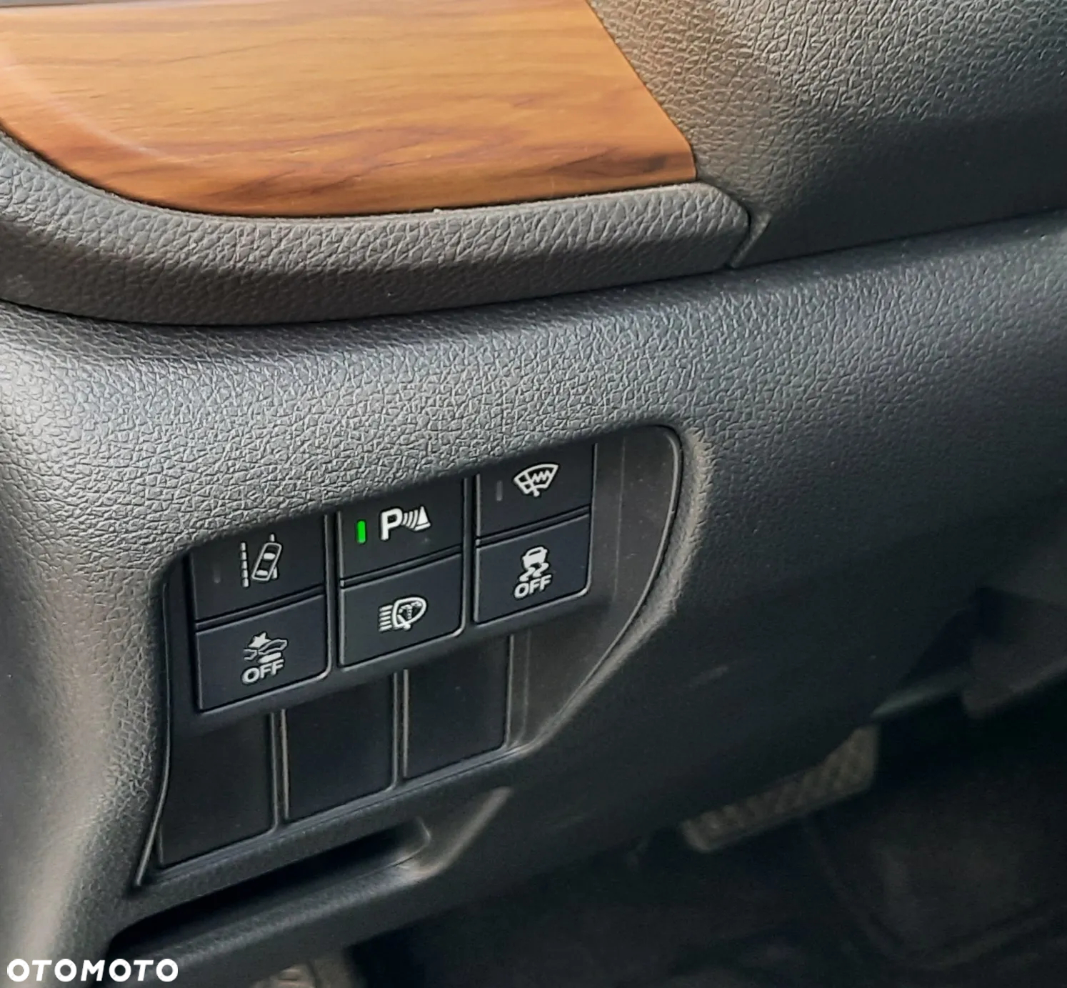Honda CR-V 1.5 Lifestyle (Honda Connect+ / 7 os.) CVT - 6