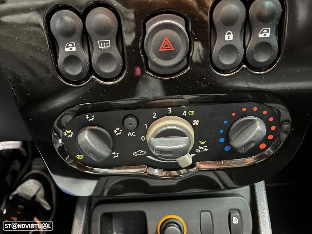 Dacia Duster 1.5 dCi Prestige - 11