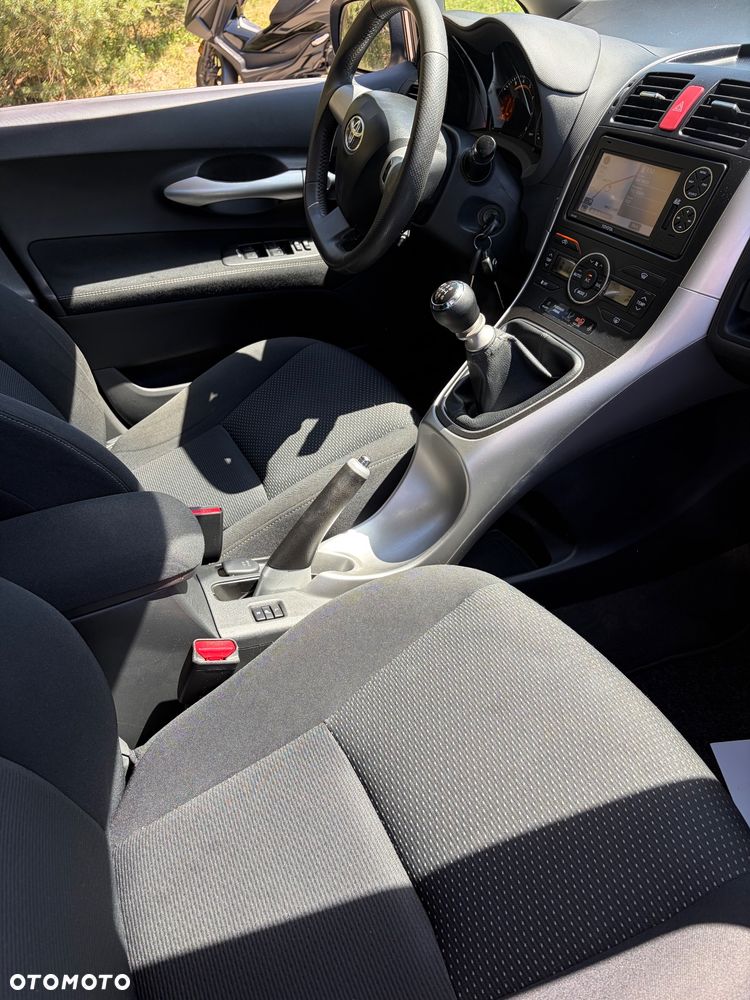 Toyota Auris 1.33 VVT-i Life - 12