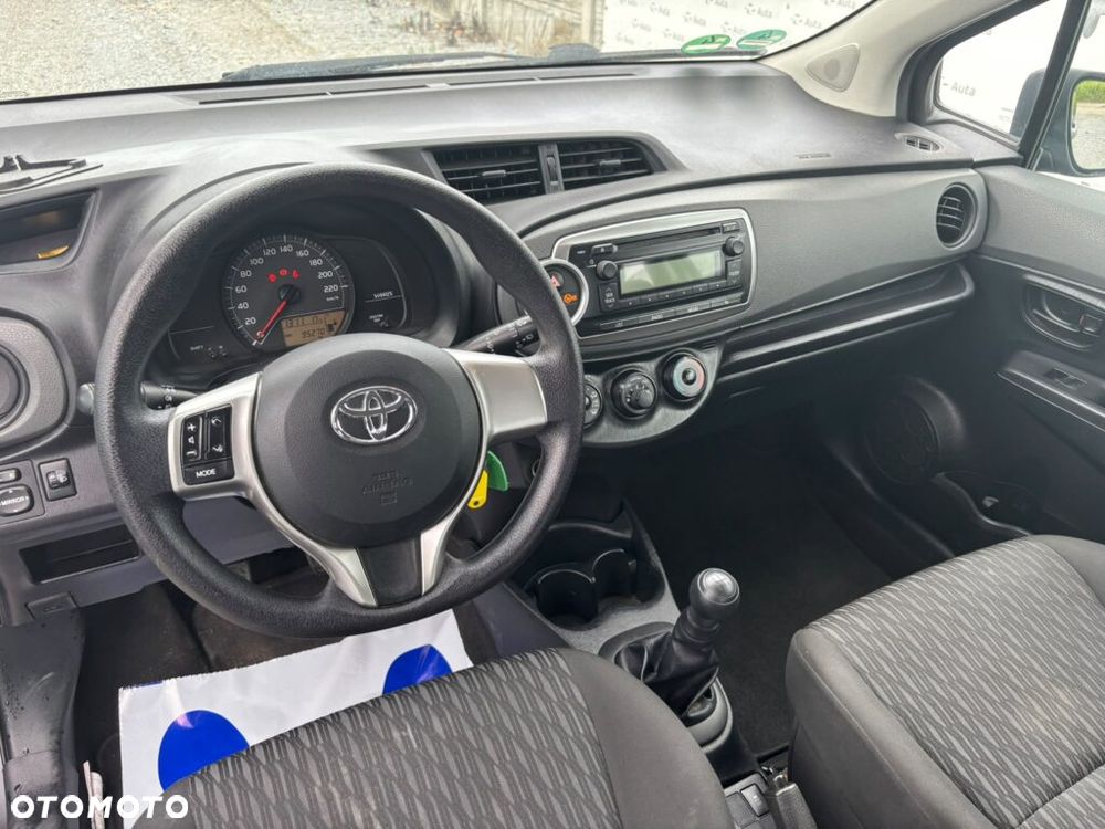 Toyota Yaris 1.0 VVT-i Cool - 10