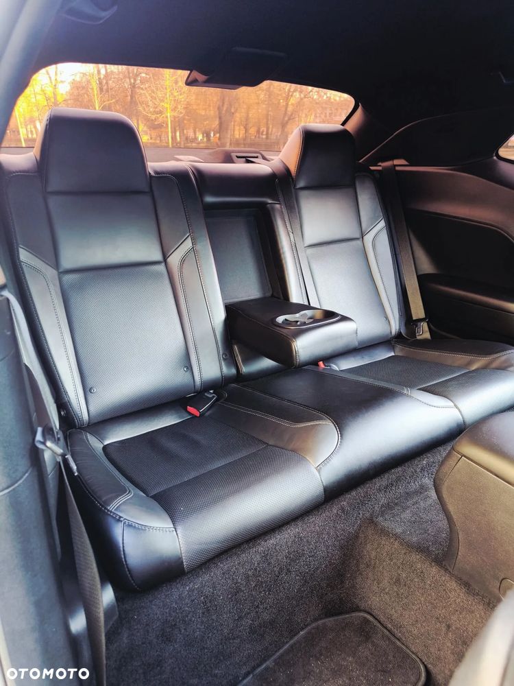 Dodge Challenger Automatik SXT Plus - 11