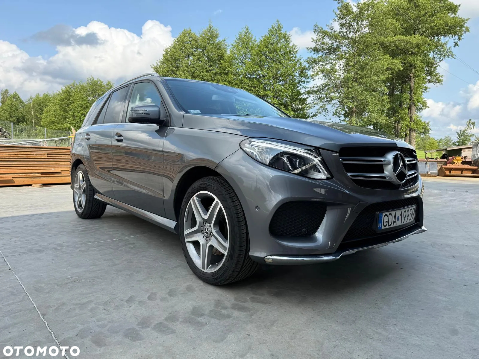Mercedes-Benz GLE 350 d 4-Matic - 4