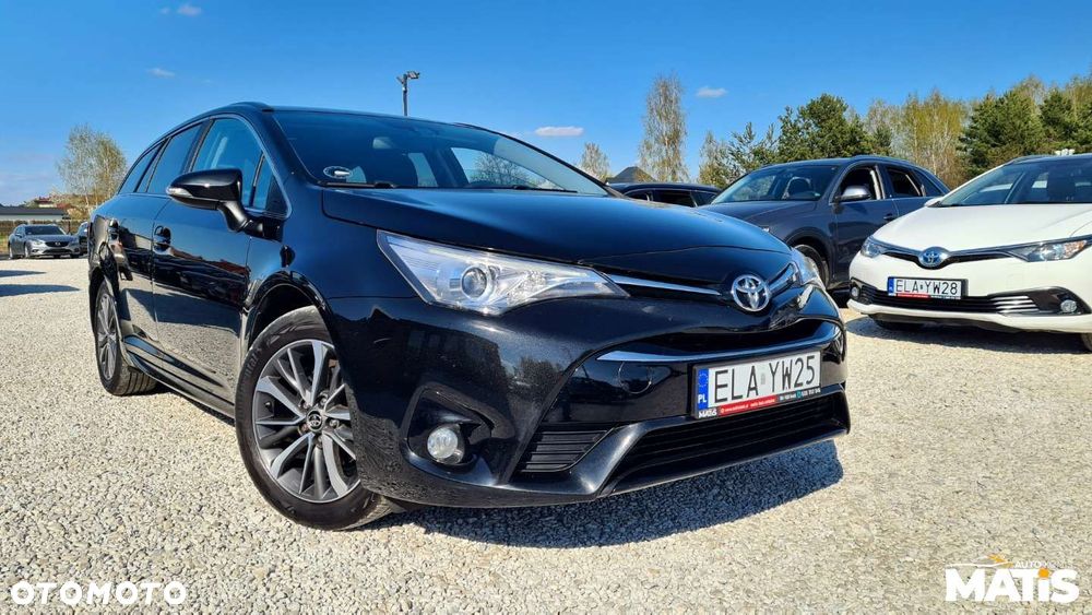 Toyota Avensis - 19