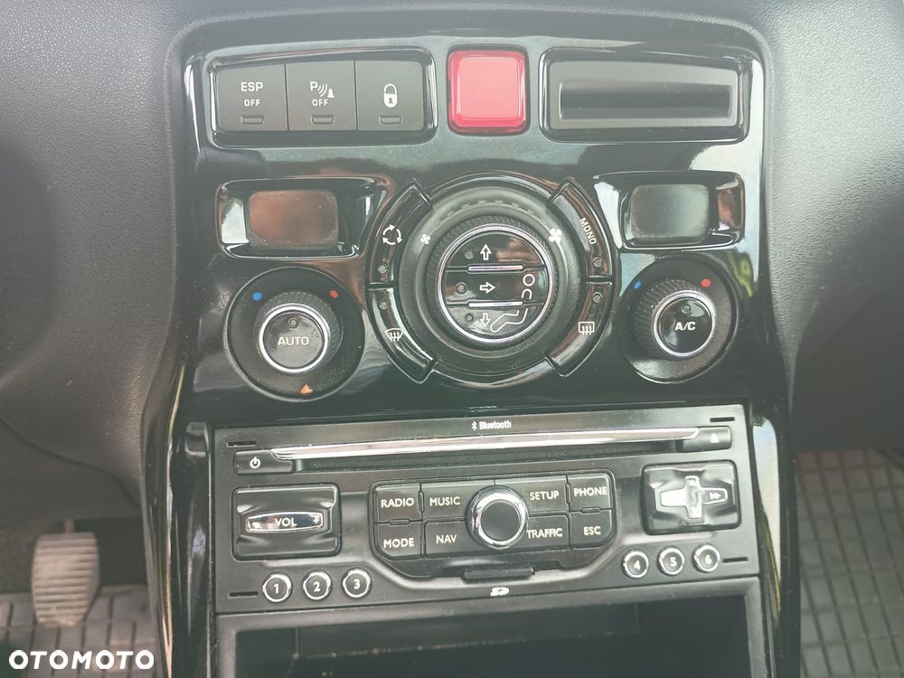 Citroën C3 Picasso 1.4i Exclusive - 9