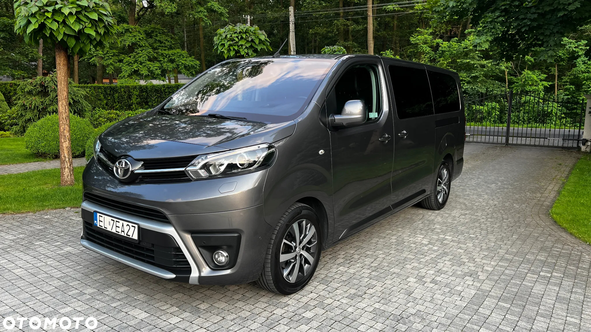 Toyota ProAce Kombi 2.0 D-4D Long 2,8t - 2