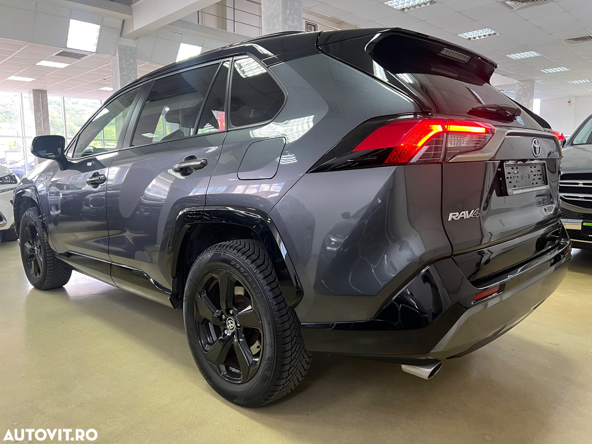 Toyota RAV4 2.5 4x4 Hybrid Lounge - 12