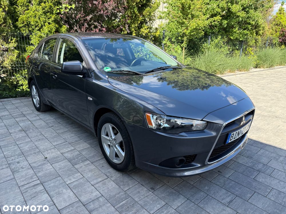 Mitsubishi Lancer 1.8 Intense - 22