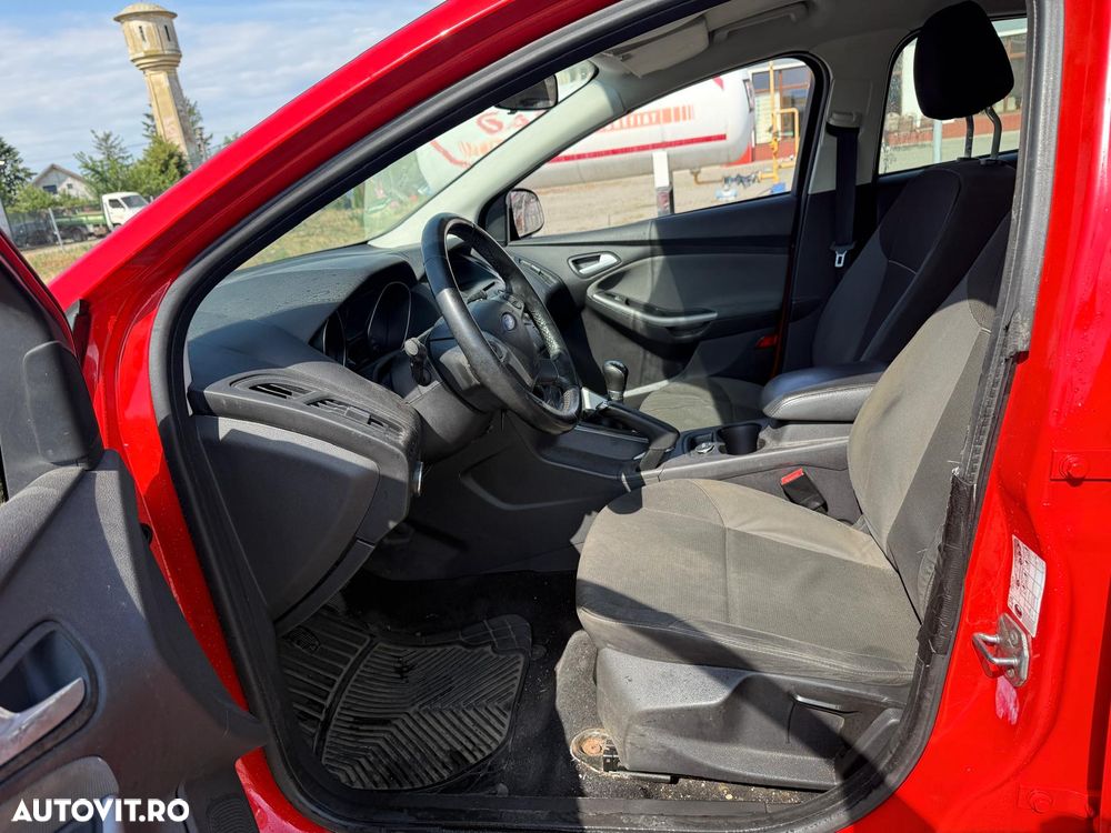 Ford Focus - 5