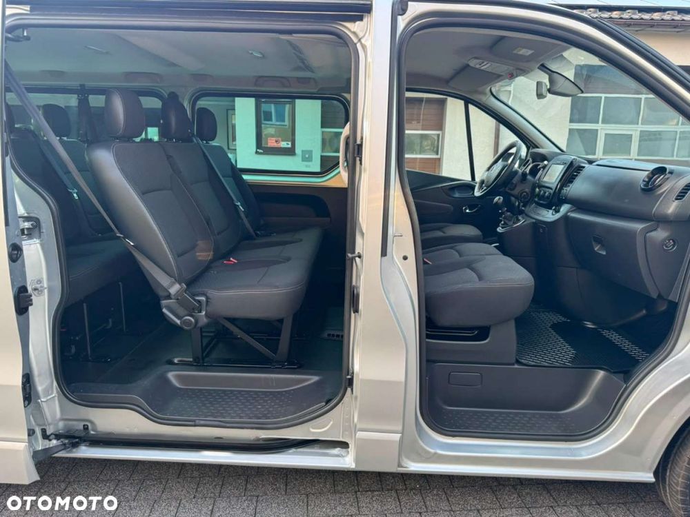 Opel Vivaro - 38