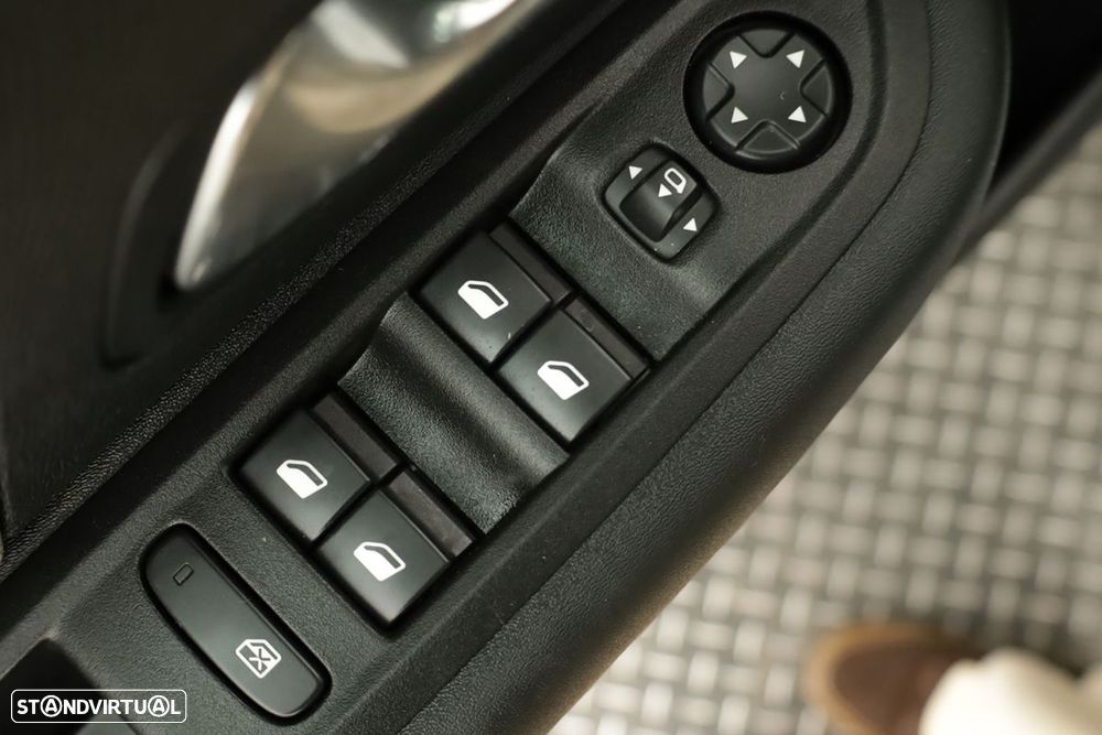 Citroën C4 1.2 PureTech Plus EAT8 - 20