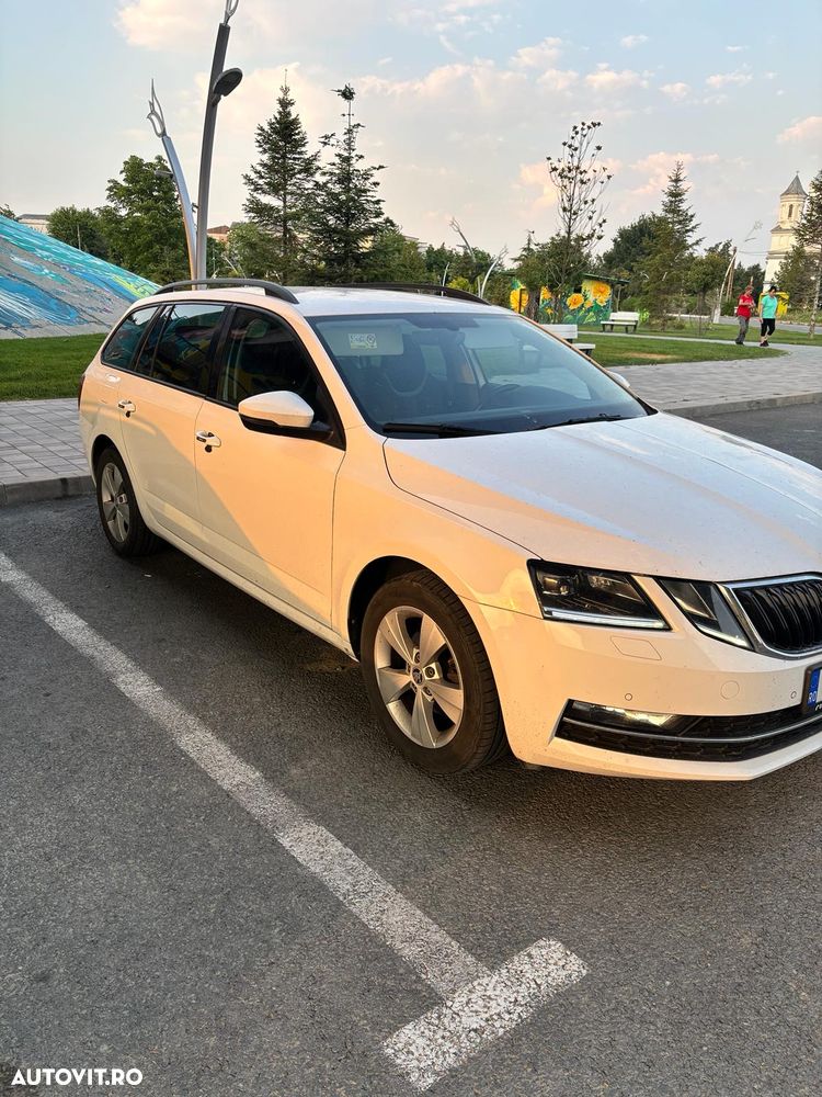 Skoda Octavia 1.6 TDI Style - 12