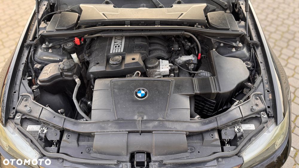 BMW Seria 3 318i - 17