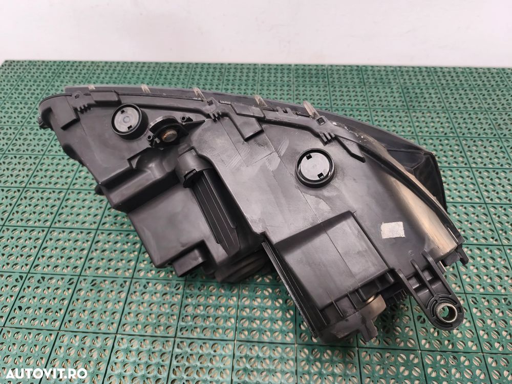 Far stanga  halogen Volkwagen Passat B7 2010-2015 3AC941005 volan dreapta - 4