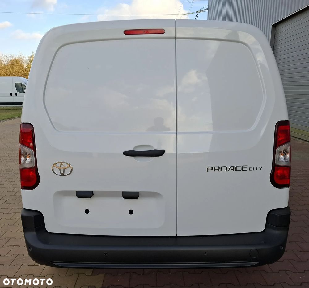 Toyota Proace City - 5