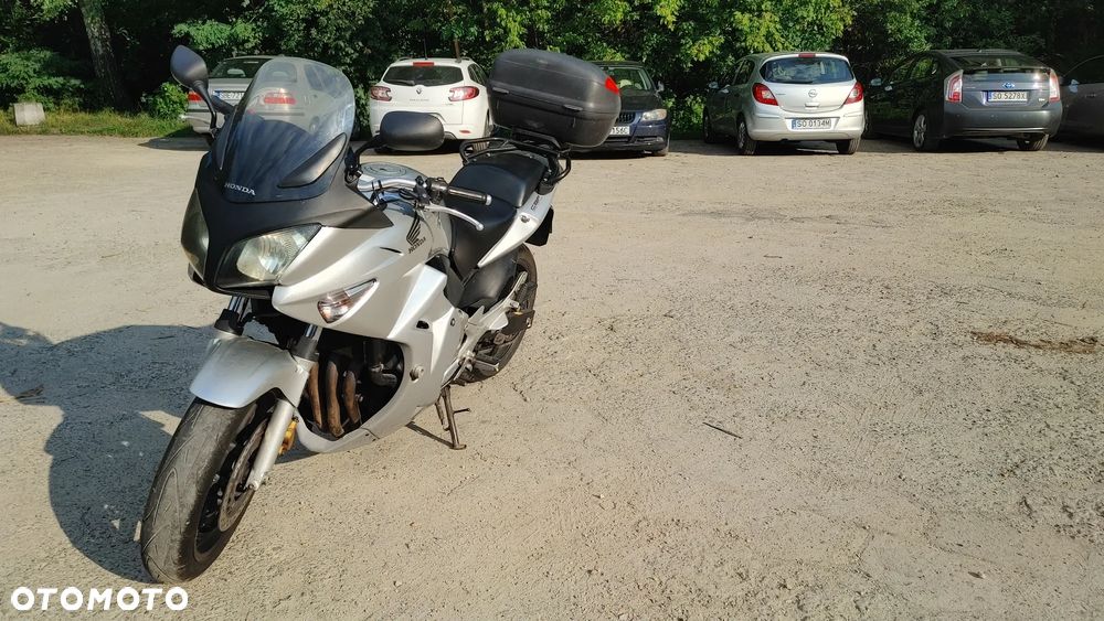 Honda CBF - 2