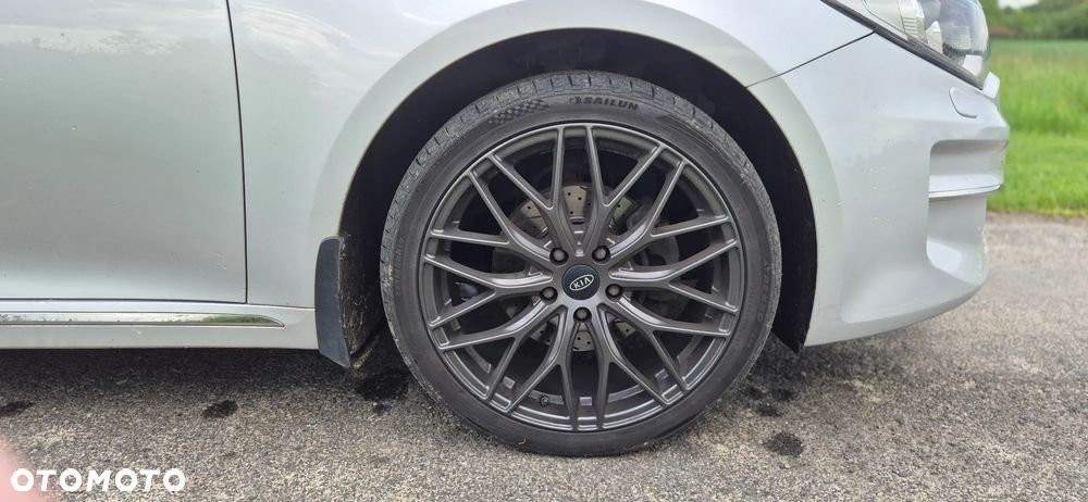 Kia Optima 1.7 CRDI L DCT - 17