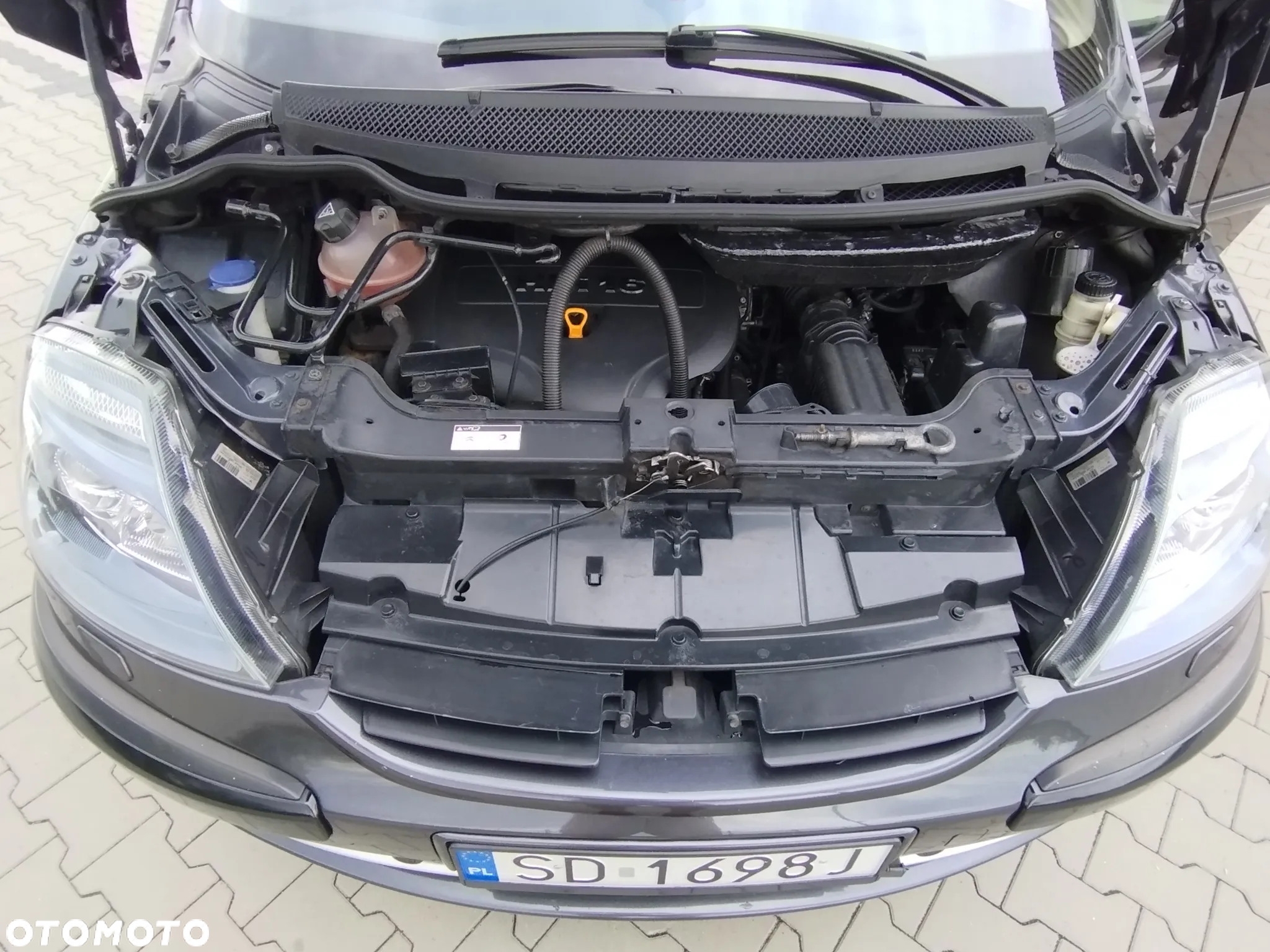 Citroën C8 2.0 HDi Exclusive - 8