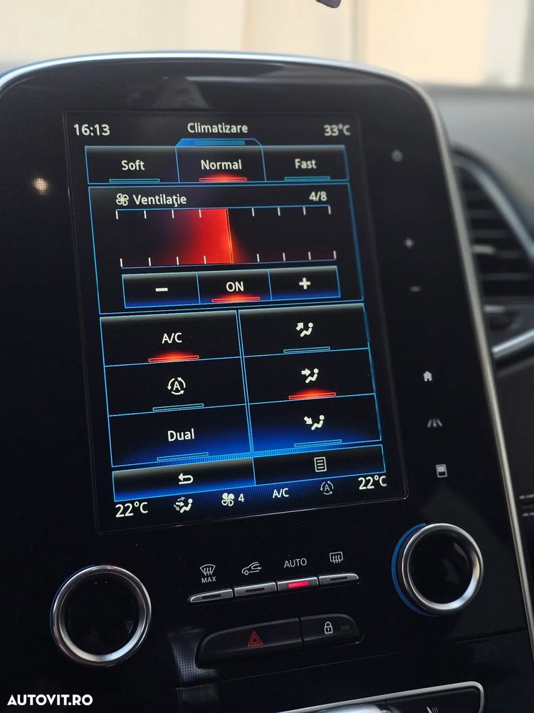 Renault Grand Scenic - 22