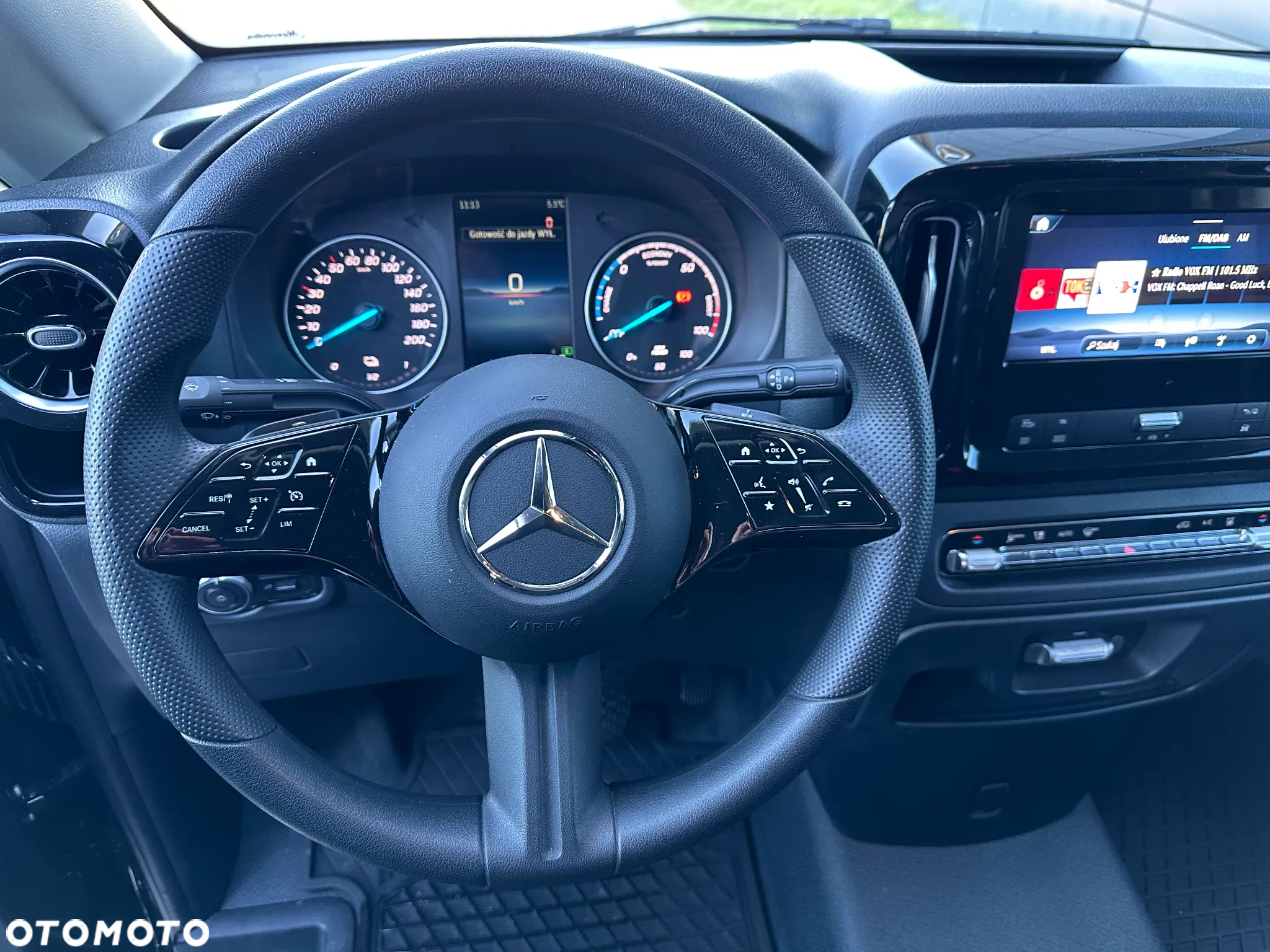 Mercedes-Benz eVito 112 Furgon Długi 3200 mm - 20