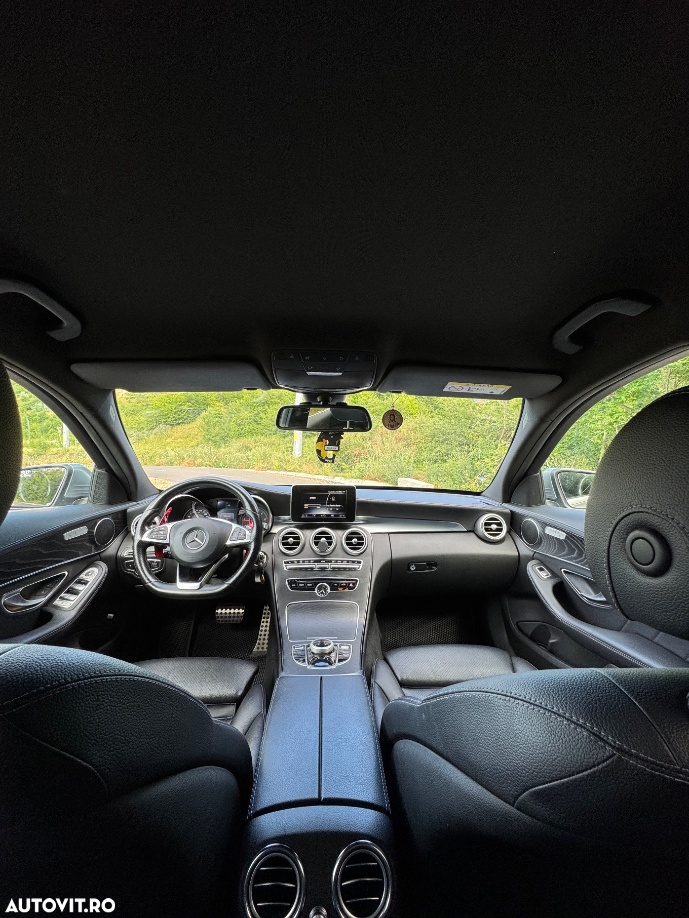 Mercedes-Benz C - 19