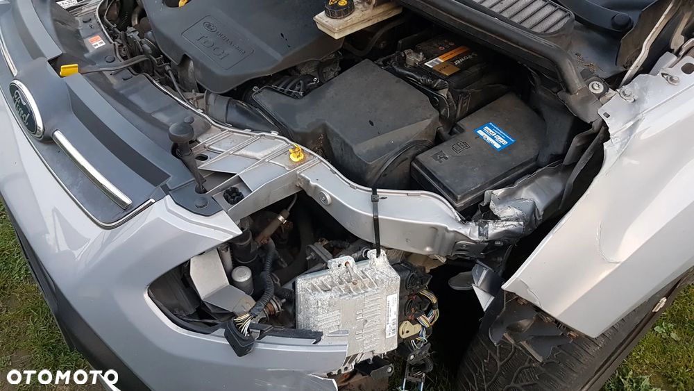 Ford C-MAX 1.6 TDCi Start-Stop-System Champions Edition - 24