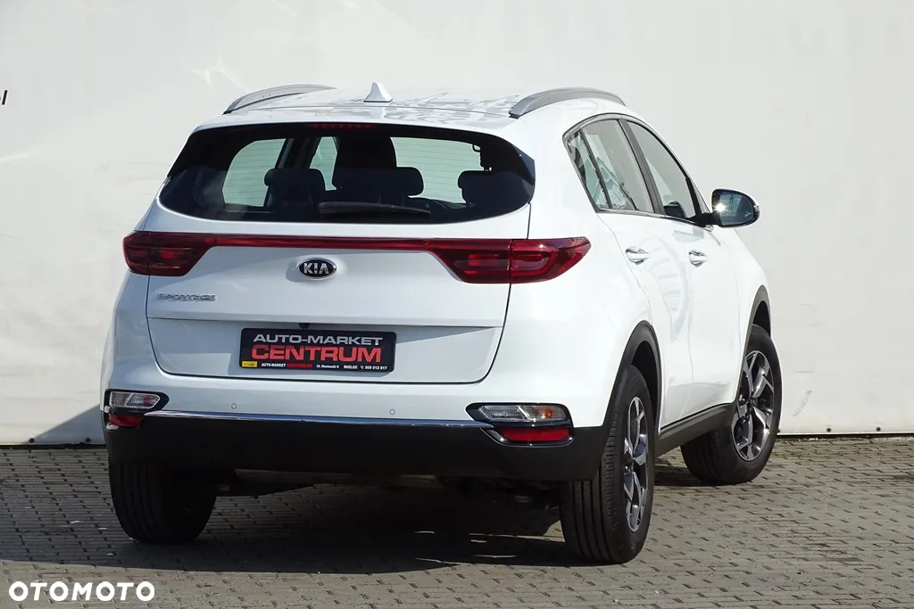 Kia Sportage 1.6 GDI 2WD DREAM-TEAM EDITION - 13