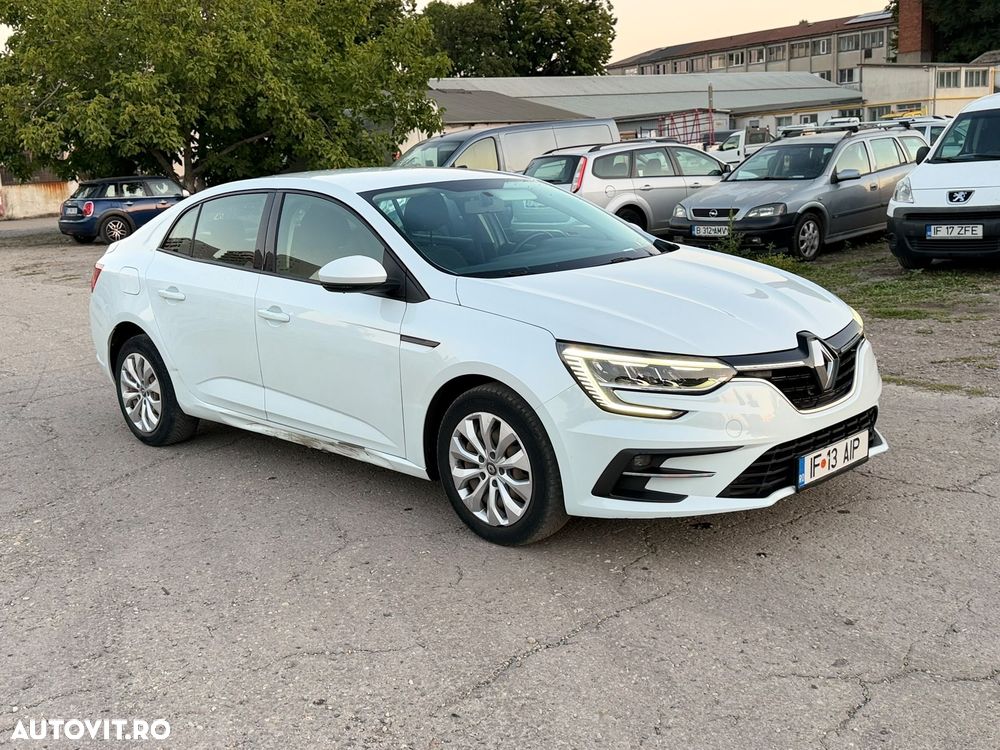 Renault Megane TCE 114 GPF Life - 10