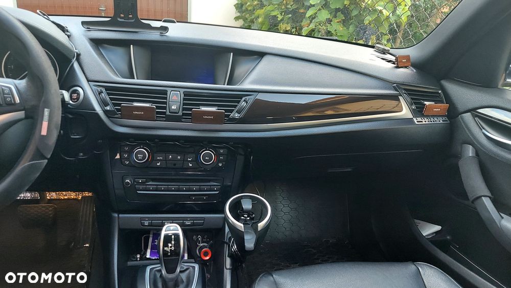 BMW X1 sDrive18d Sport Line - 8