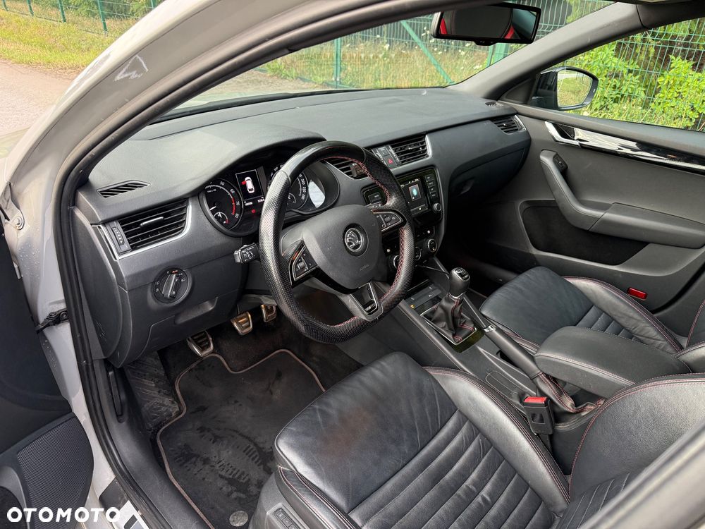 Skoda Octavia 2.0 TSI RS 230 - 7