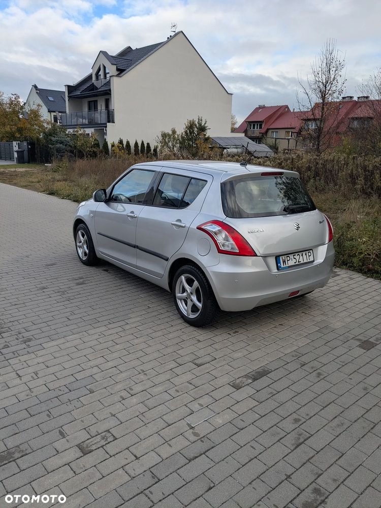 Suzuki Swift - 9