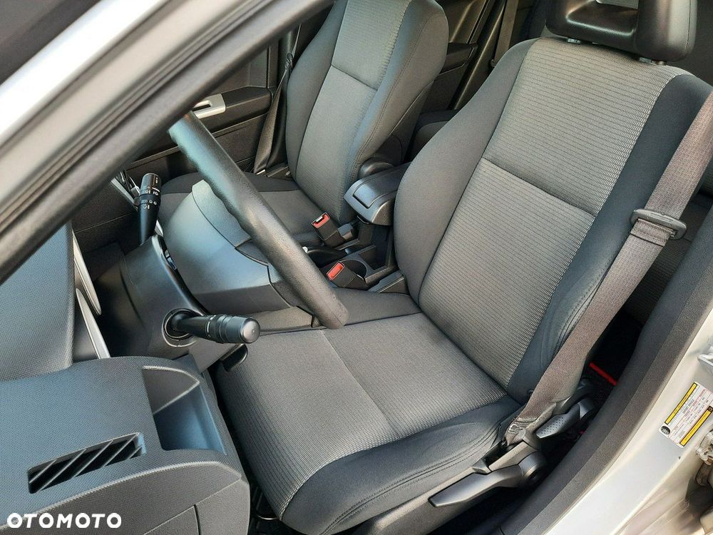 Dodge Caliber - 12