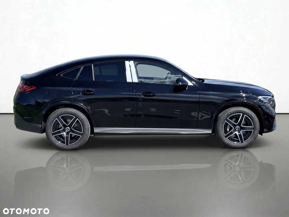 Mercedes-Benz GLC - 9